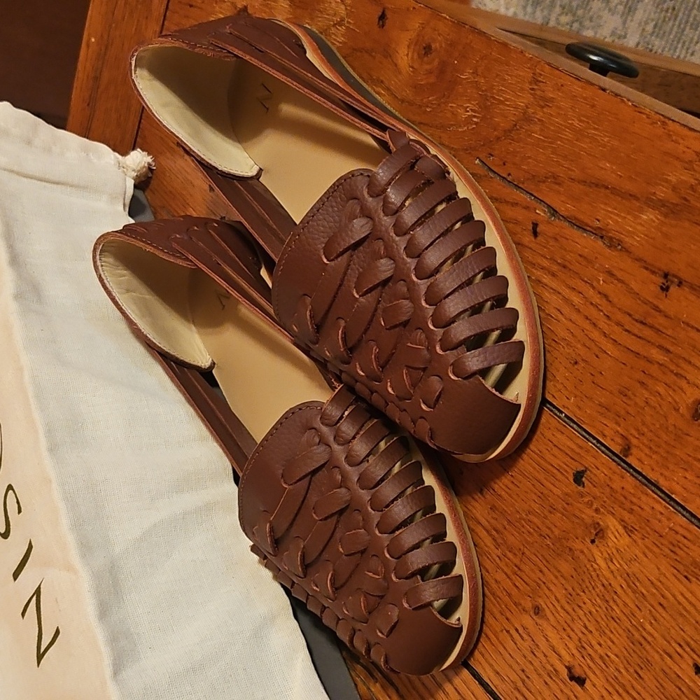Nisolo Brown Leather Sandals - Picture 2 of 8